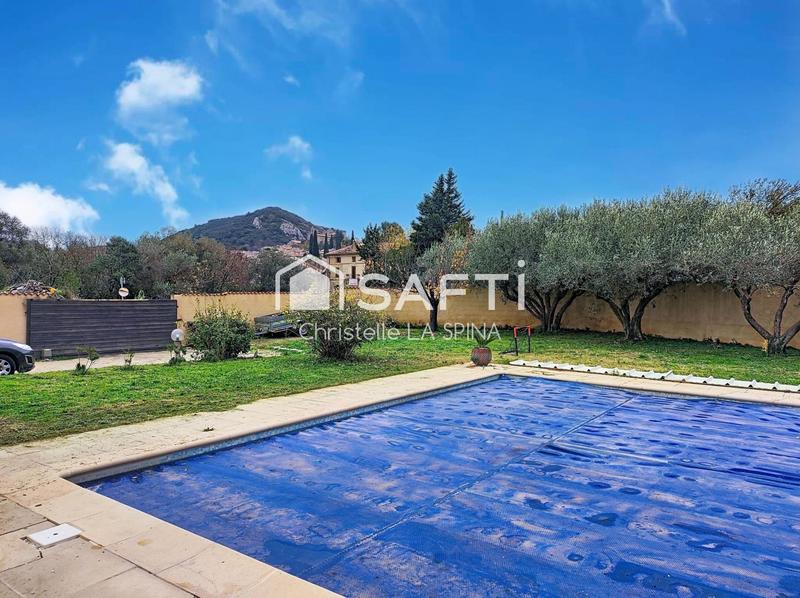 Maison - 150 m² - 7 pièces