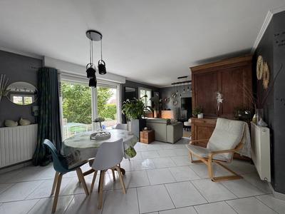 Maison - 91 m² - 4 pièces