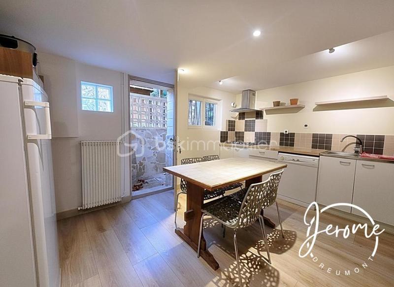 Maison - 148 m² - 7 pièces