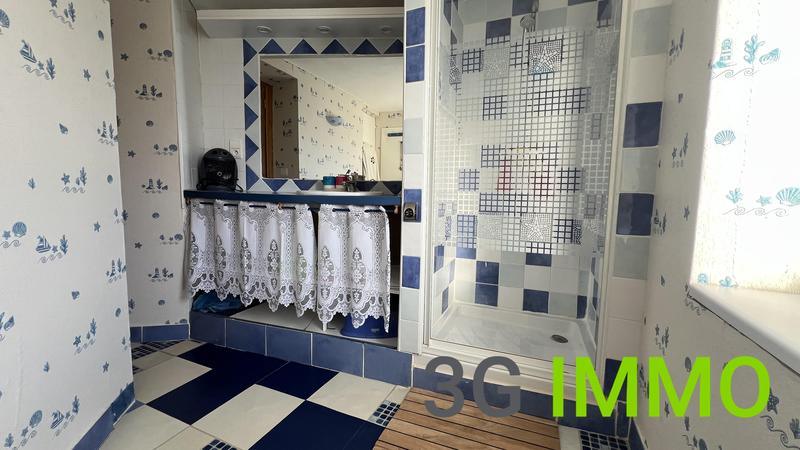 Maison - 170 m² - 7 pièces