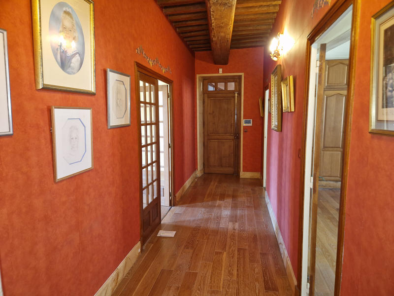 Maison - 340 m² - 12 pièces