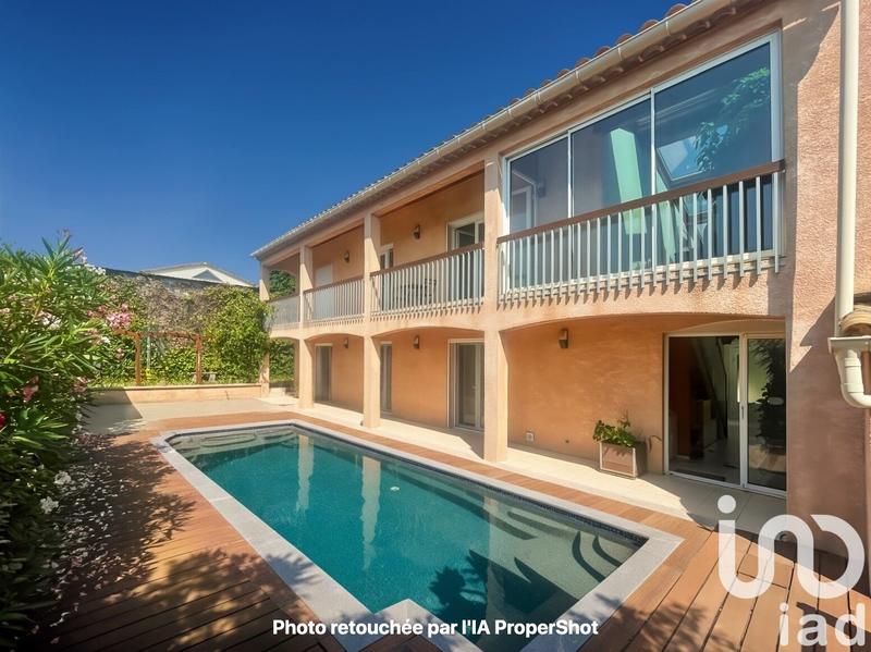 Maison - 176 m² - 8 pièces