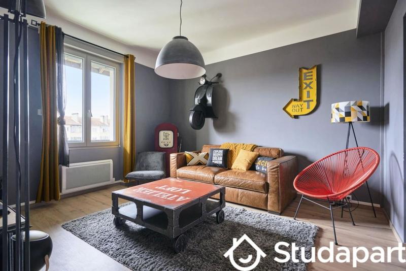 Chambre - 13 m² - 1 pièce