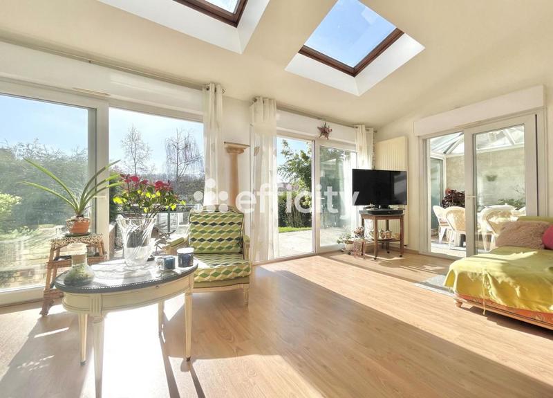 Maison - 175 m² - 8 pièces