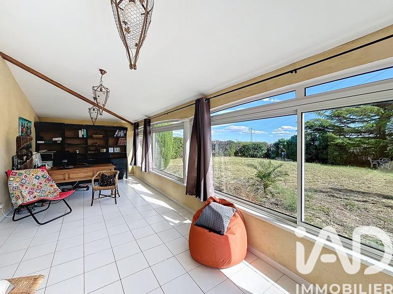 Maison - 240 m² - 5 pièces