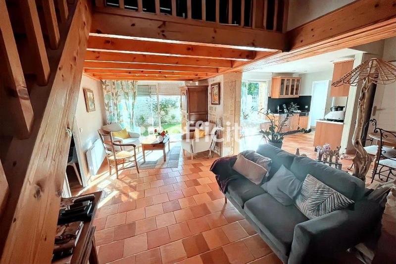 Maison - 162 m² - 7 pièces