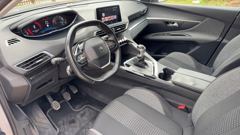 Peugeot 3008 1.2 PureTech 130 Allure