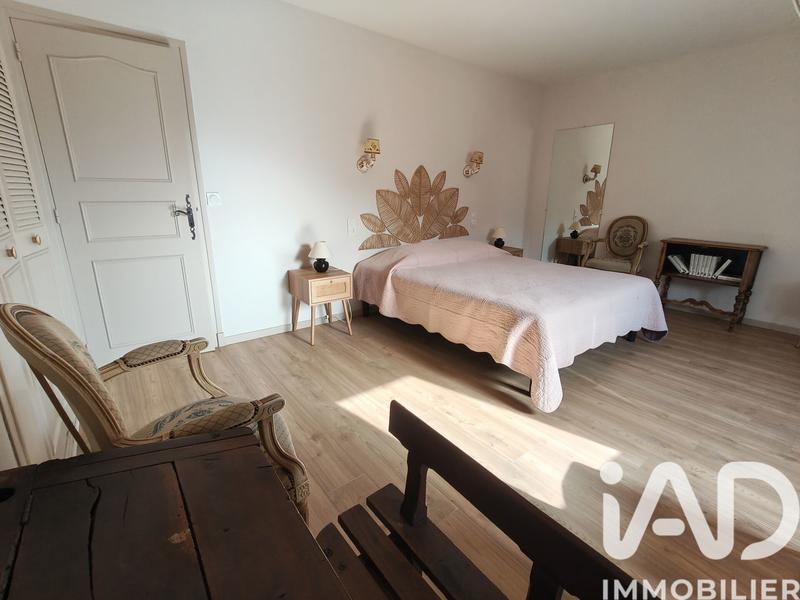 Maison de village - 301 m² - 11 pièces