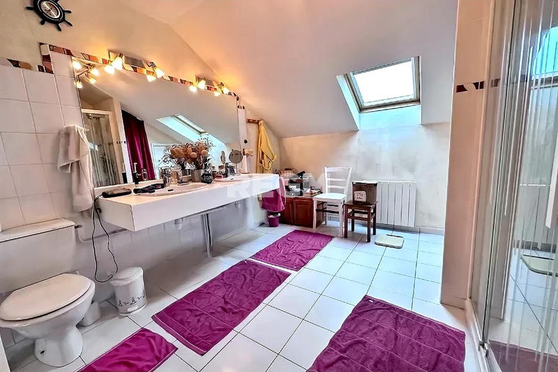 Maison - 158 m² - 5 pièces