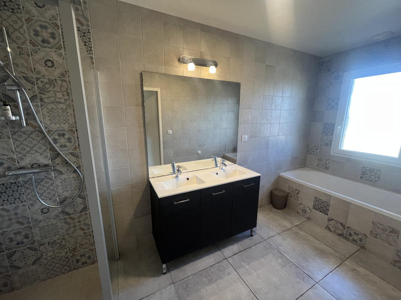 Maison - 101 m² - 4 pièces