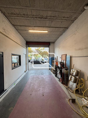 Entrepôt - 287 m²