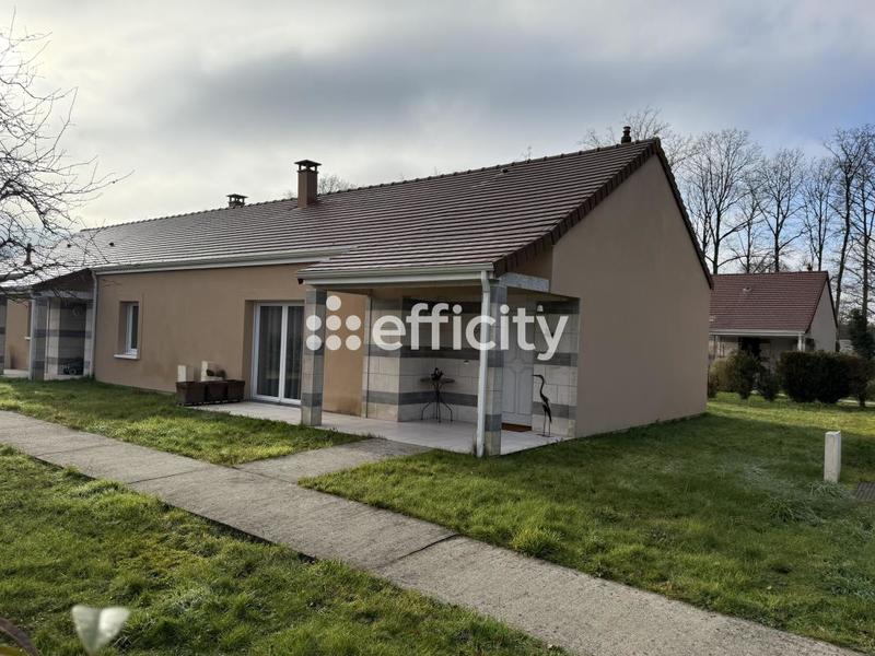 Maison - 90 m² - 4 pièces