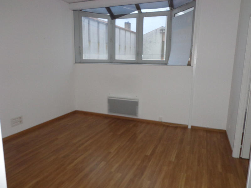 Bureau - 49 m² - 4 pièces