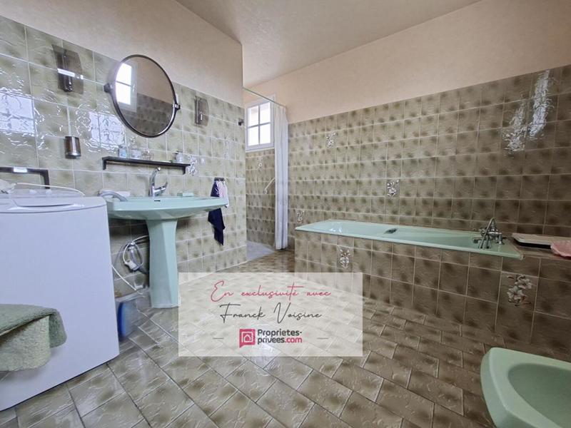 Maison - 137 m² - 6 pièces