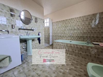 Maison - 137 m² - 6 pièces