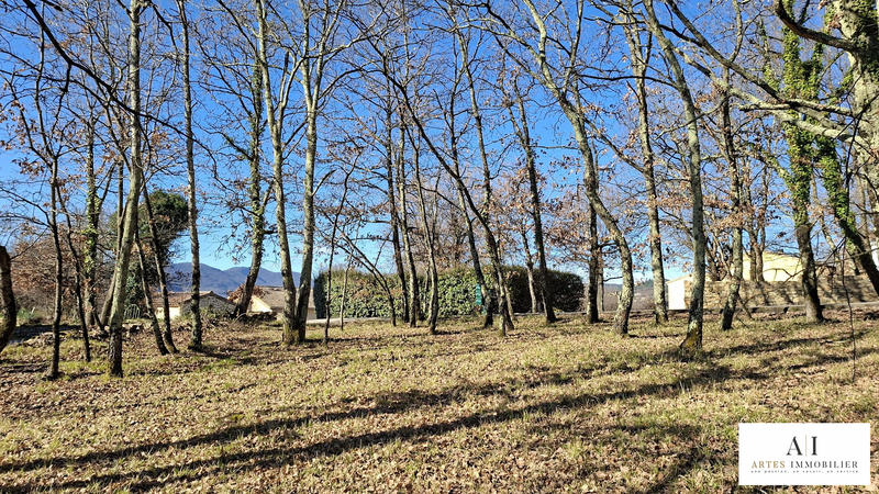 Terrain - 587 m²