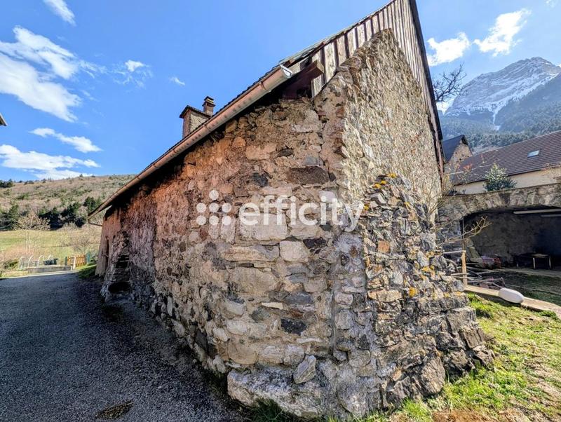 Maison en pierre - 100 m² - 3 pièces