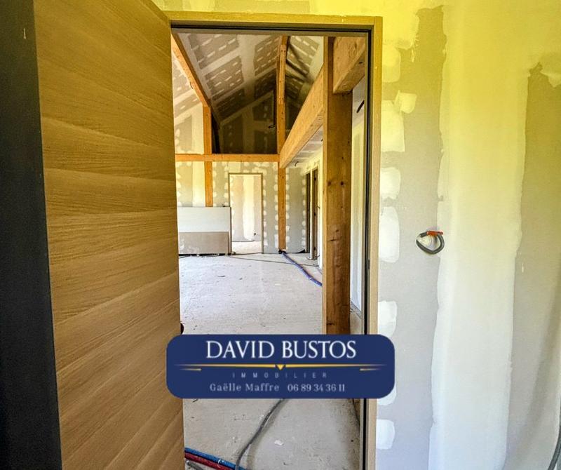 Maison - 98 m² - 4 pièces