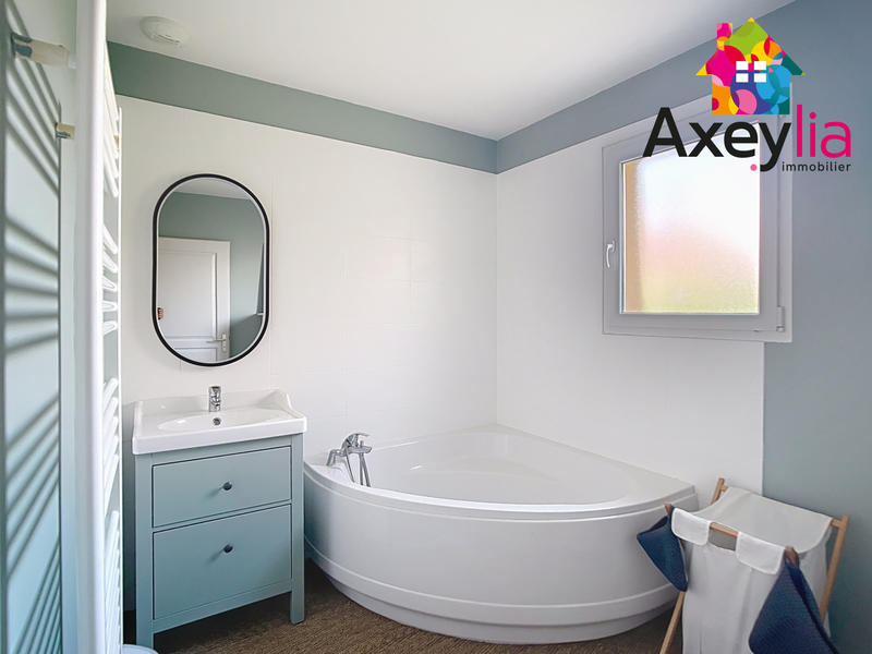 Maison - 105 m² - 5 pièces