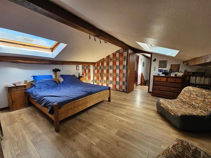 Maison - 251 m² - 6 pièces