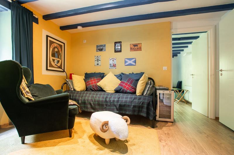 Maison - 540 m² - 12 pièces