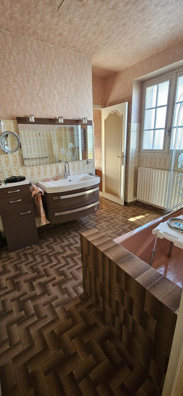 Maison - 178 m² - 7 pièces