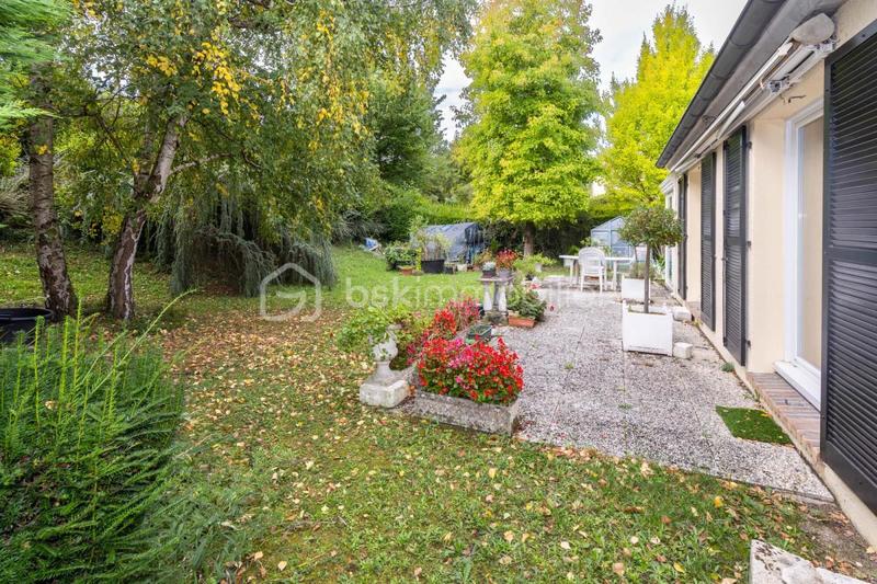 Maison - 151 m² - 6 pièces