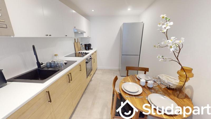 Chambre - 11 m² - 1 pièce