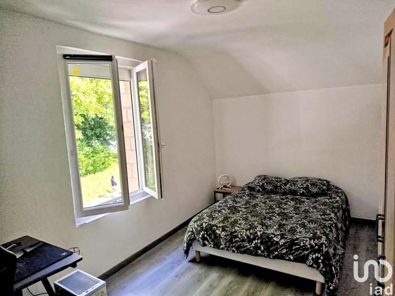 Maison - 248 m² - 6 pièces