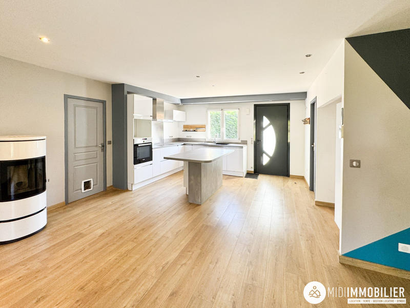 Maison - 94 m² - 4 pièces