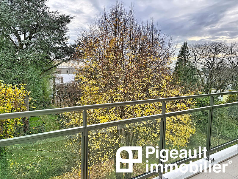 Appartement - 95 m² - 4 pièces