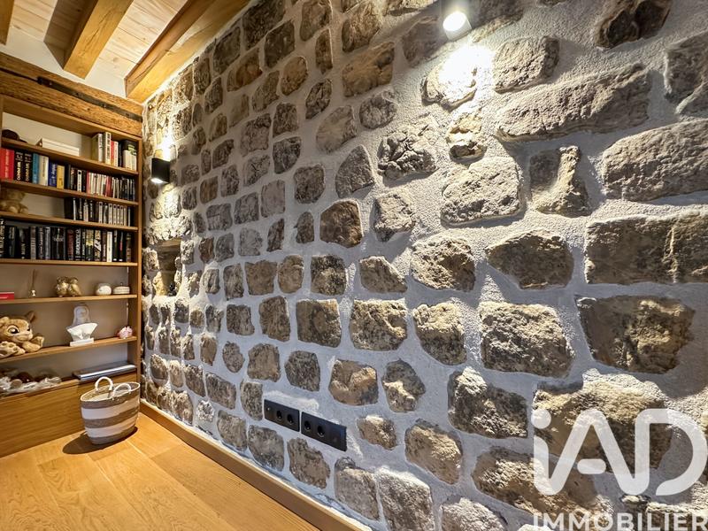 Maison - 179 m² - 6 pièces