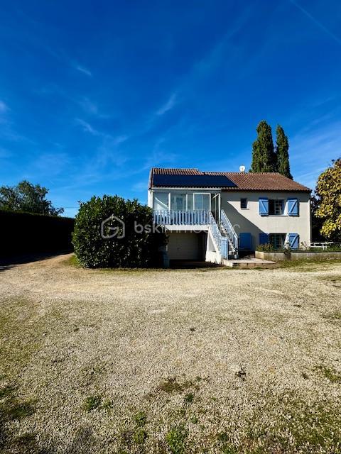 Pavillon - 200 m² - 6 pièces