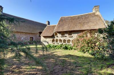 Maison - 142 m² - 8 pièces