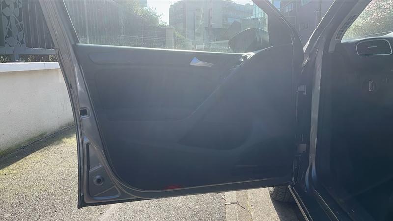 Volkswagen Golf VI 1.6 Tdi 105 Dsg6 Trendline - Automatique