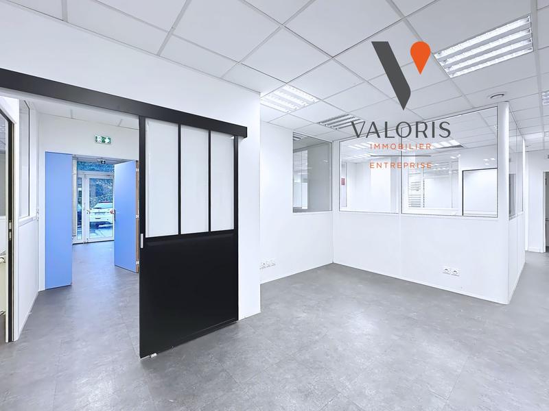 Bureau - 288 m² - 9 pièces