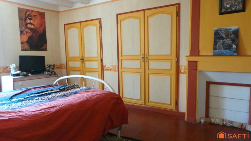 Maison de ville - 202 m² - 7 pièces