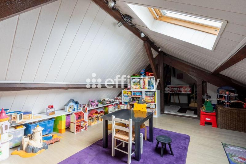 Maison - 165 m² - 5 pièces