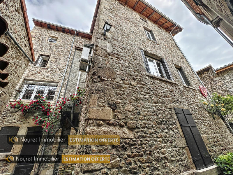 Maison de village - 199 m² - 7 pièces