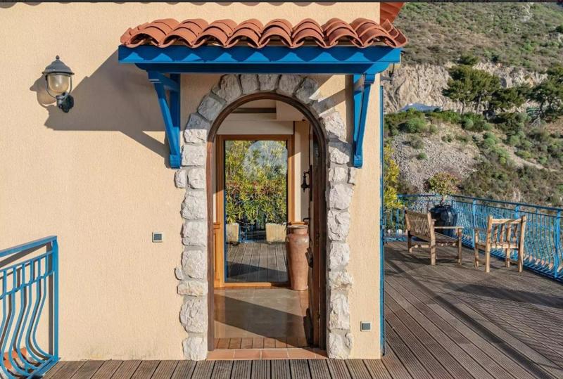 Maison - 162 m² - 8 pièces