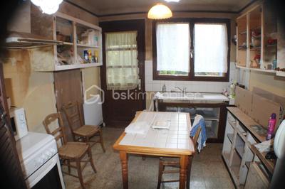 Maison - 90 m² - 5 pièces