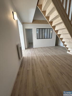 Maison - 206 m² - 6 pièces