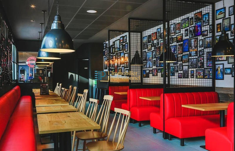 Local commercial - 216 m²