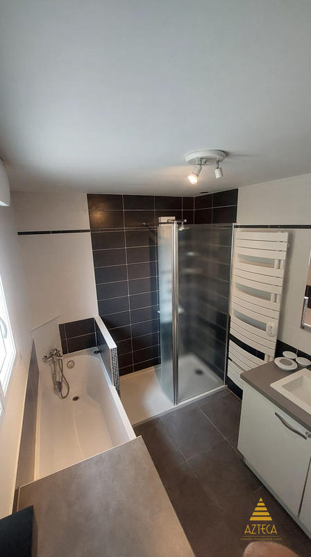 Maison - 90 m² - 3 pièces