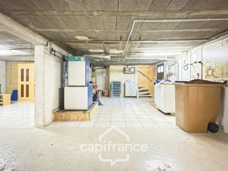 Maison - 140 m² - 6 pièces