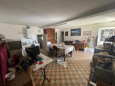 Maison - 200 m² - 4 pièces