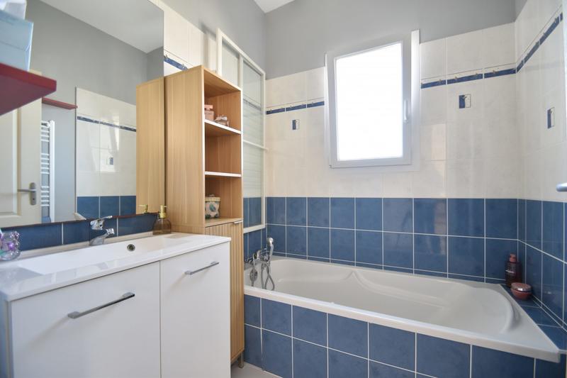 Maison - 84 m² - 4 pièces