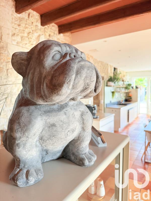 Maison - 622 m² - 14 pièces