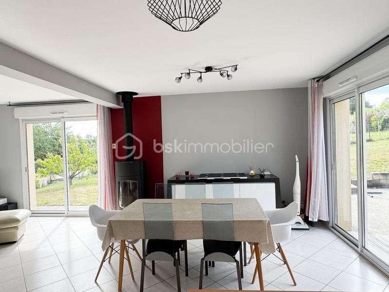 Maison - 127 m² - 6 pièces