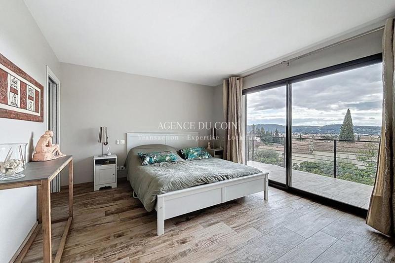 Villa - 110 m² - 4 pièces